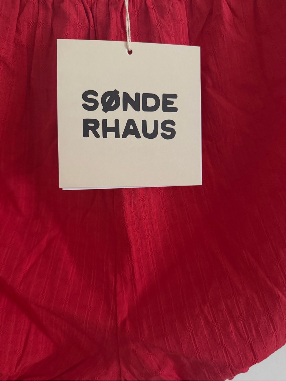 SONDERHAUS ROMEO SHORTS IN CHERRY RED EYELET - Picture 5 of 7